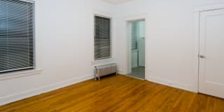 5528-5532 S. Everett Avenue Gallery 9