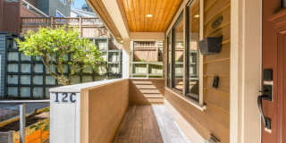 3Bd/3Ba Seattle Townhouse Gallery 7