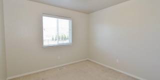 Immaculate Single-Level Home Gallery 24