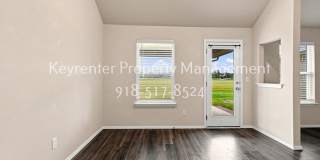 BRAND NEW 4 BEDROOM SIMMONS HOME IN BIXBY!!! Gallery 15