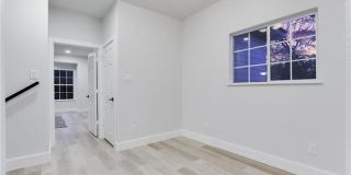 11725 Bell Avenue Gallery 22