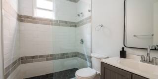 2252 N Lawndale Ave Gallery 14