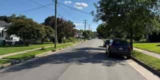3 bed house in Church Hill! Enjoy big yard, great location, hardwoods, central Ac, and laundry! Gallery 24