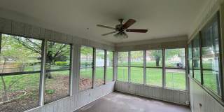 Beautiful 3 bedroom 1.5 bath waiting for you to call home . Gallery 25