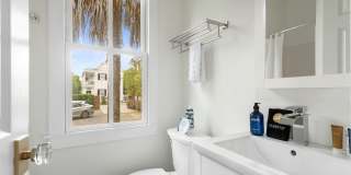 4 Ashe St. Unit D Gallery 18