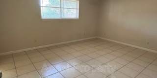 2405 Mimosa Street Gallery 20