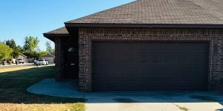 3br 2ba duplex in Newcastle!! Gallery 1