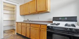 5126 S Greenwood Avenue Gallery 7