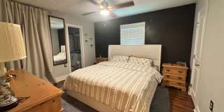 3 BED | 2 BATH | GATED BACKYARD | TWO CAR DRIVEWAY | DAFFIN PARK Gallery 13