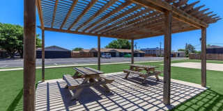 Oak Creek Gallery 25