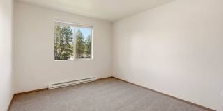 1123 E Hastings Gallery 4