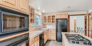 AMAZING LOCATION 4 Bed 2 Bath Home in Boulder! Gallery 12