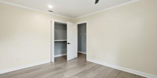 2002 E 38th St Gallery 22