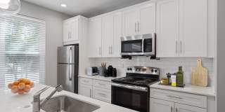 Mirador at Peachtree Gallery 1