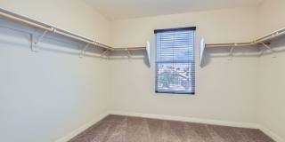 Dont Miss This Gorgeous 4 bed 3 bath plus Loft! Gallery 13
