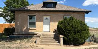 One of a kind ranch home with lake mountain views! Gallery 1