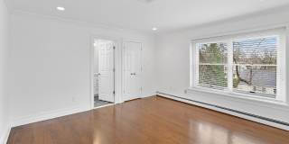 65 E River Road Gallery 13