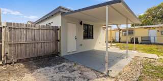 1060 NW 35th Ct Gallery 7