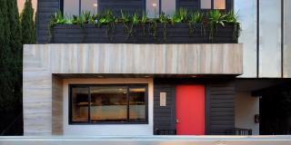 1321 W 36th Place Apartments Gallery 31