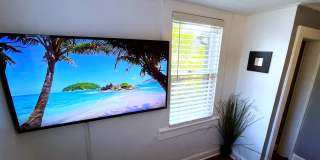 306-2 North Keech Street - Room 1 Gallery 3