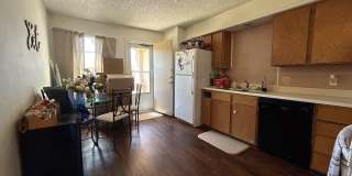 2117 S Loop 289 unit: A Gallery 5