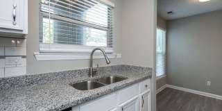 Willow Bend Apartments Gallery 14