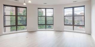 Lofts 590 Gallery 44