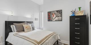 311 38th Street - 1 Gallery 15
