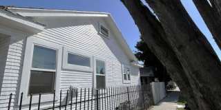 1058 W 42nd Pl Gallery 1