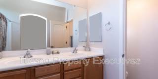 2442 East Emerald Moon Drive - 1 Gallery 11