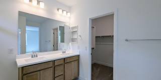 10163 W AMELIA Avenue Gallery 54