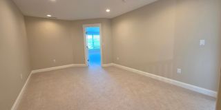 94 WOLF CREEK Circle Gallery 30