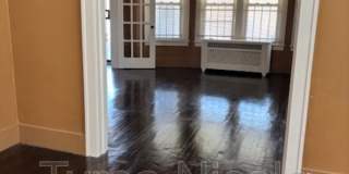 4915 Maplewood Avenue Gallery 7