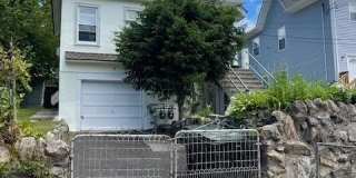 7 SWEEZY Avenue Gallery 1