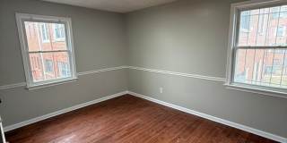 Beautiful 3 Bedroom 2 bath Townhome Conveniently Located and updated Gallery 16