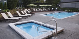 Eaves Redmond Campus Gallery 1