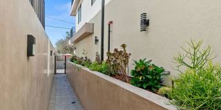 10842 Victory Boulevard Gallery 10