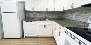 Colony at Dadeland Gallery 13