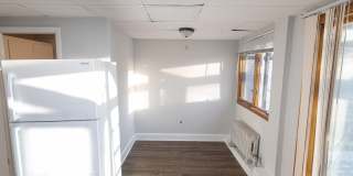 418 E Market Street Gallery 10