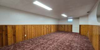 Spacious 4 Bedroom Home with Solar Panels, Fully Fenced Yard on Rimrock Rd Gallery 24