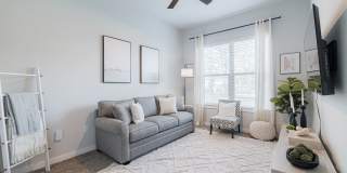 Senior Housing - Arella on Jones Gallery 9