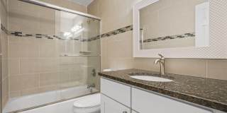 444 Ocean Boulevard Gallery 20