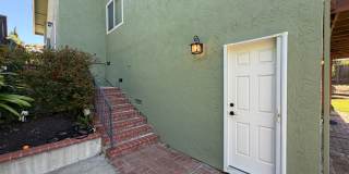 Nicely remodeled 1 bedroom Suite, All utilities paid + WiFi Gallery 1