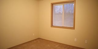 Spacious 2-Story 3-Bedroom Townhome for Lease - 3125 NE 118th Ave. Gallery 18