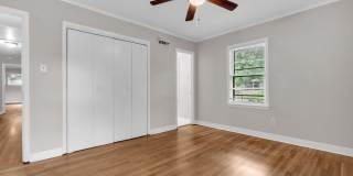 Charming East Memphis home Gallery 25