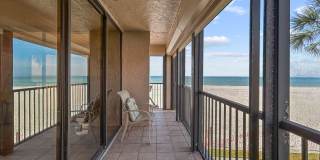 Luxurious Corner Unit with Stunning Floor-to-Ceiling Views! Gallery 17