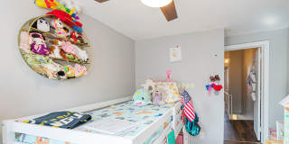 Fitler Square Three Bed Home Gallery 17