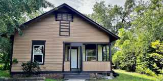 NICE 3BR/1BA Lakeland Home w/Large Covered Porch. NO APPLICATION FEE! Gallery 1