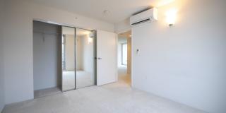 LOCATION IS EVERYTHING, Call 801 South Street #3901 Home, in the Heart of Honolulu! Gallery 18