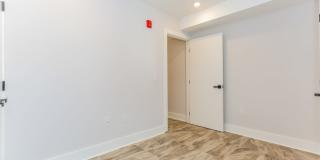 820 N 40th Street Gallery 25